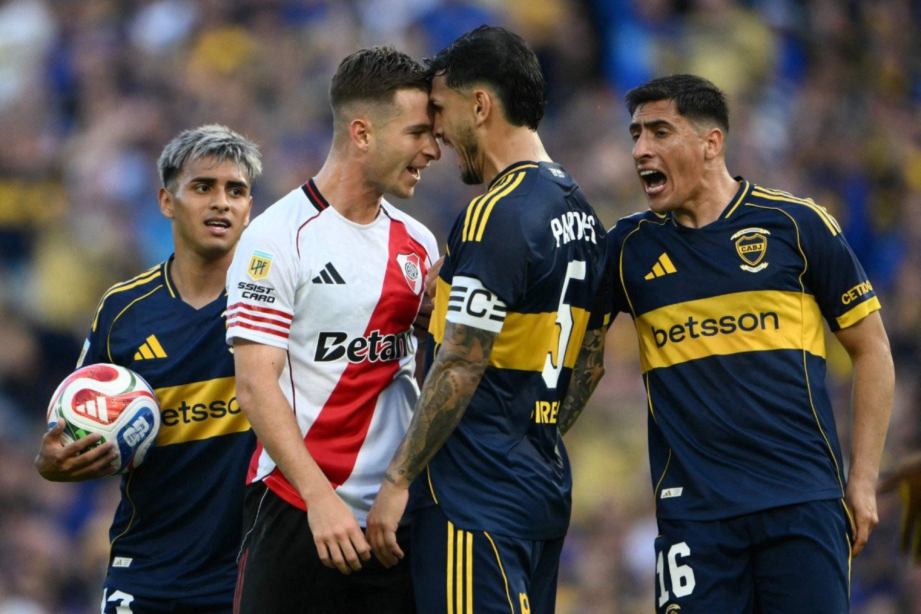 River Plate depende do arquirrival Boca Juniors para chegar à Libertadores 2026 - No Ataque Internacional