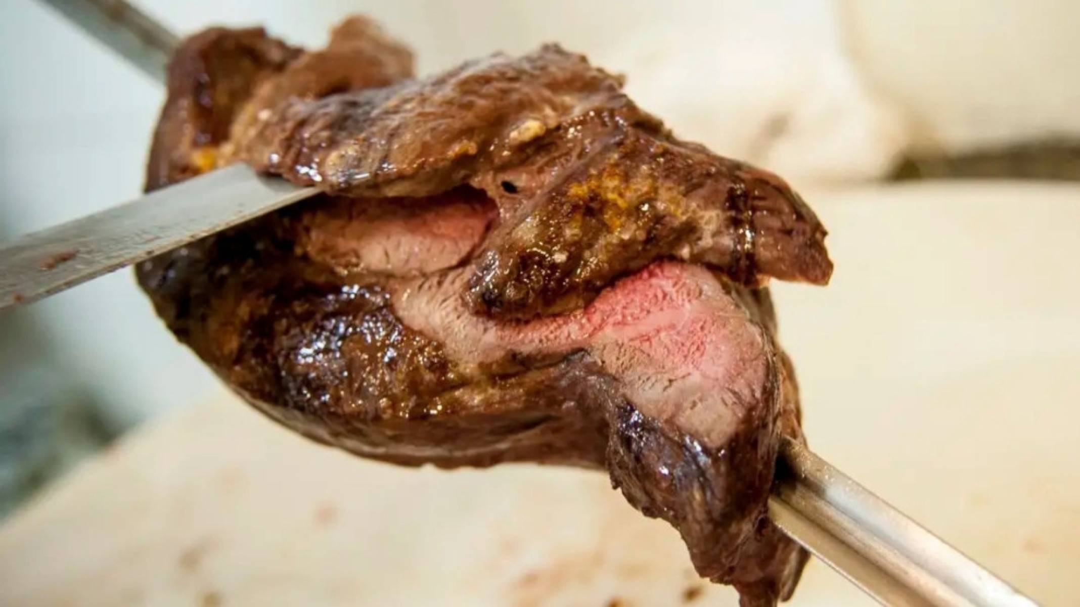 Picanha sai do desconto e volta a pesar no bolso