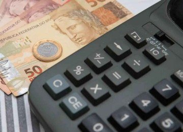 Mudança do TCU sobre prejuízo fiscal acende alerta em empresas endividadas -  (crédito: Platobr Economia)