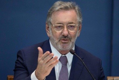 Tarifaço revelou que país precisa de política industrial, diz número 2 de Alckmin -  (crédito: Platobr Economia)