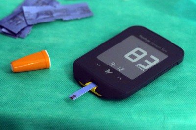 Aparelho para medir o n&iacute;vel de glicose no sangue,marcador para diagn&oacute;stico da diabetes -  (crédito: Sandro Ara&uacute;jo/Ag&ecirc;ncia Sa&uacute;de-DF)