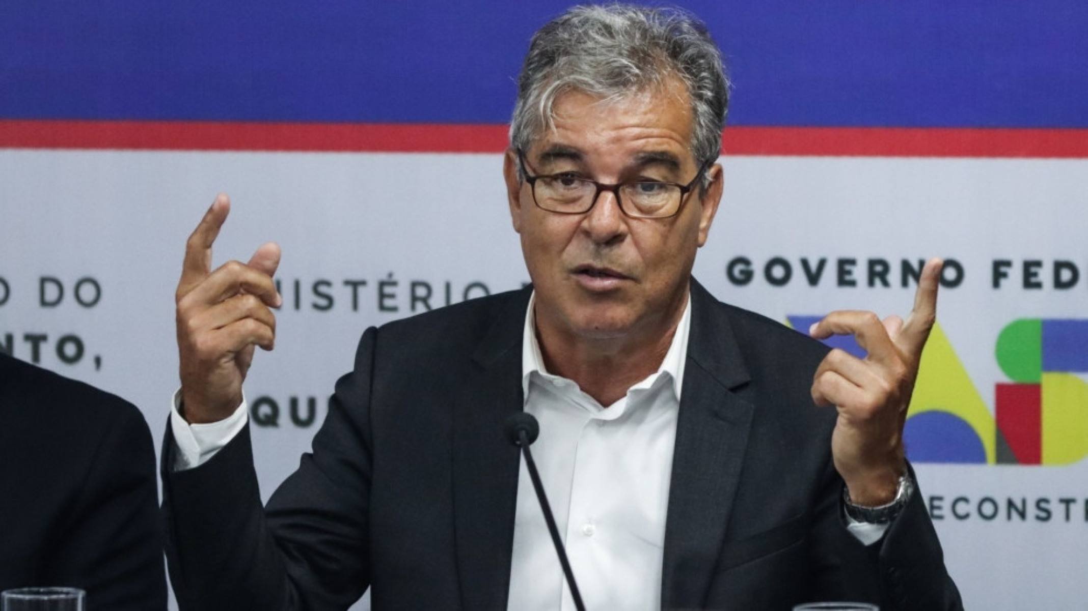 Jorge Viana, da ApexBrasil, deve disputar o Senado no Acre em 2026