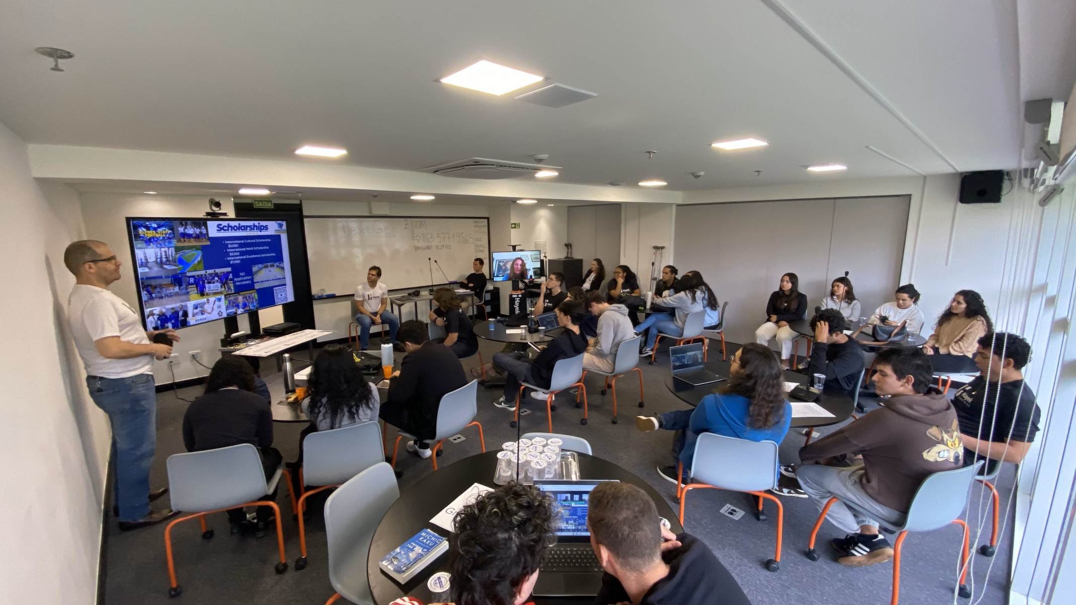 Além do Enem: faculdades inovam na seleção de futuros líderes - DINO