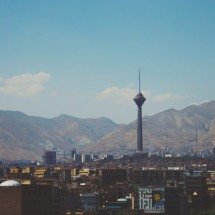 Com cerca de 15 milhões de habitantes, Teerã sofre crise hídrica sem precedentes e pode ser evacuada - Unsplash/Milad Fakurian