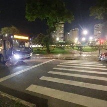 Homem morre atropelado por ônibus no Hipercentro de Belo Horizonte - Marcos Vieira/EM/D.A.Press