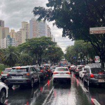 Todas as cidades de Minas estão sob alerta de tempestade e queda de granizo - Edésio Ferreira/EM/D.A.Press