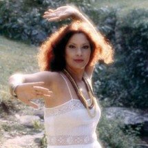 Clara Nunes ganha homenagem no Museu da Moda de BH