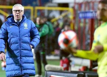 Técnico Carlo Ancelotti conhecerá amanhã os adversários do Brasil na fase de grupos da Copa do Mundo de 2026 -  (crédito: Daniel MIRANDA / AFP)