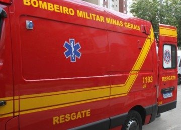 As buscas foram interrompidas durante a noite devido a uma forte chuva -  (crédito: Jair Amaral/EM/D.A Press)