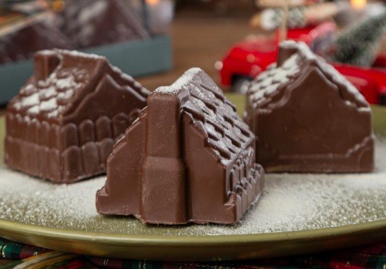 Confeiteiros usam a criatividade para aproveitar a massa de chocotone