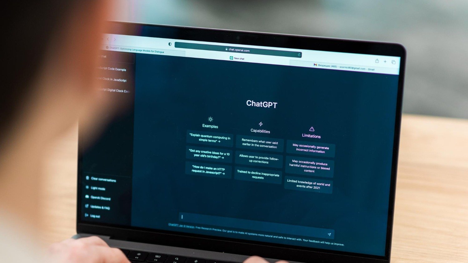 ChatGPT fora do ar? 3 alternativas gratuitas para não ficar na mão - &amp;lt;a href=&amp;quot;https://br.freepik.com/fotos-gratis/bate-papo-ai-aberto-no-laptop_38259334.htm#fromView=search&amp;amp;page=1&amp;amp;position=0&amp;amp;uuid=9a6e8008-0800-4e1d-8b74-58030e0046bf&amp;amp;query=chat+gpt&amp;quot;&amp;gt;Imagem de frimufilms no Freepik&amp;lt;/a&amp;gt;