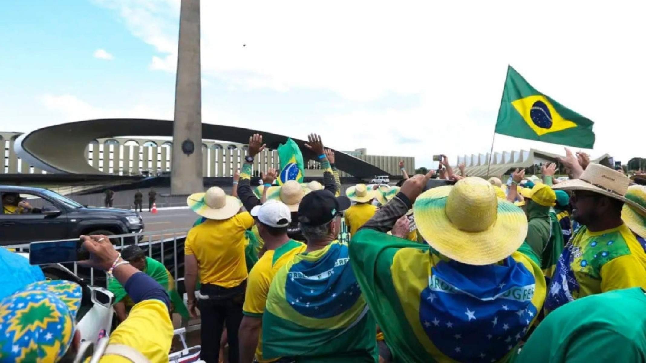 STF torna réu casal que arrecadou R$ 1 milhão para acampamento golpista