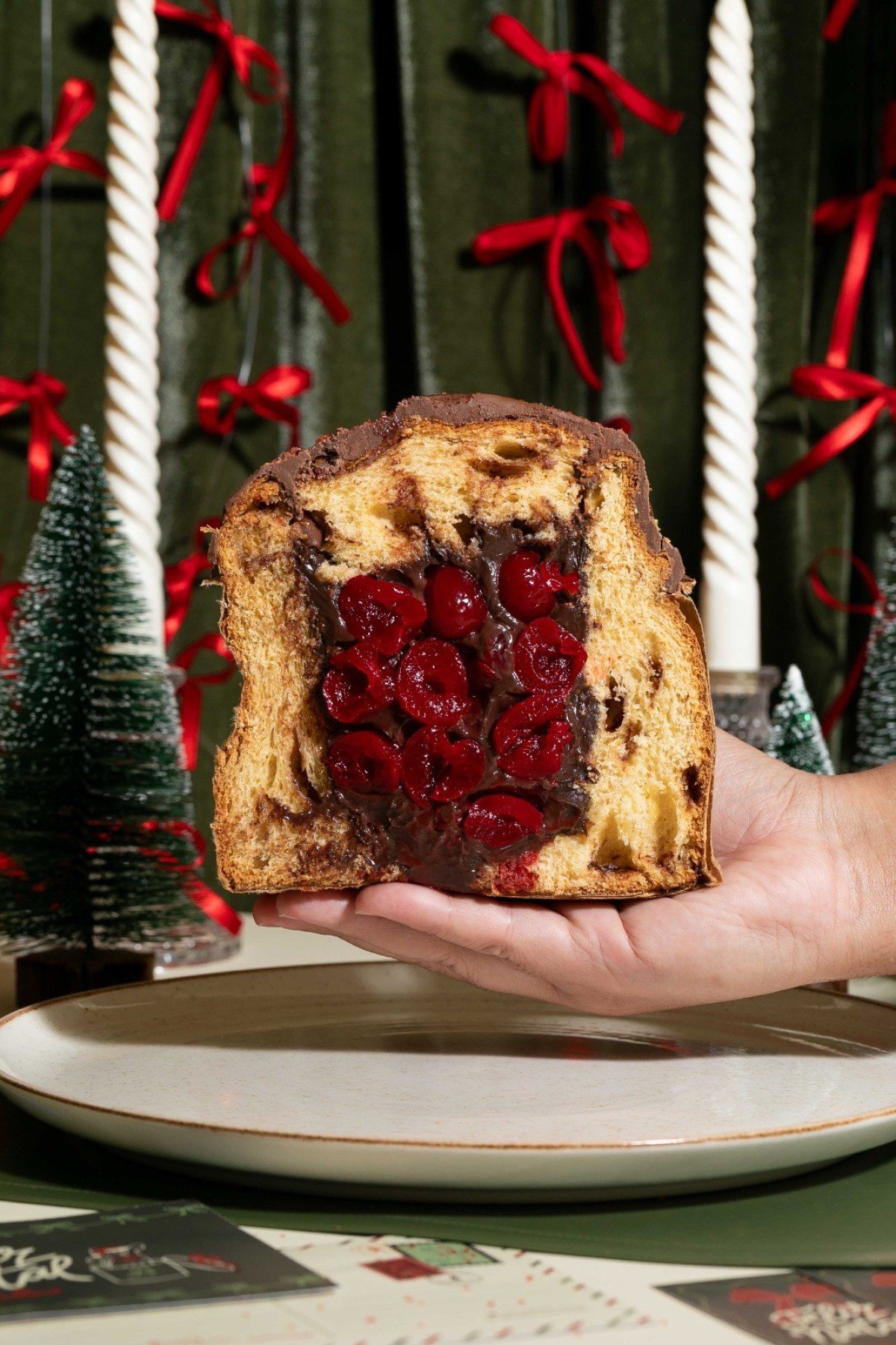 Brigadeiro com cereja da Bellinê