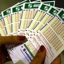 Mega-Sena 2950 acumula e vai a R$ 44 milhões; 4 apostas de MG levam a quina - EBC