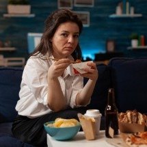 "Eu mereço": as emoções estão guiando suas escolhas alimentares? - Freepik