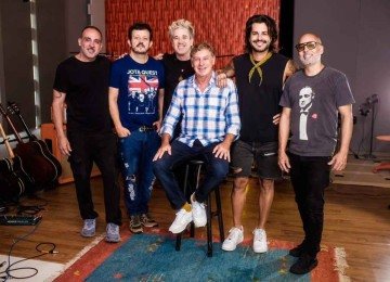 Flávio Venturini gravou 'Linda juventude' com o Jota Quest para homenagear a banda 14 Bis, da qual fez parte -  (crédito: Flávio Charchar/divulgação)