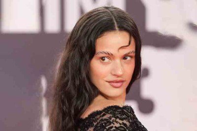 A cantora espanhola Rosalía veio ao Brasil para promover o seu novo álbum, “Lux”, e acabou fazendo dessa estadia uma experiência turístico-musical pelo Rio de Janeiro.
 -  (crédito:  - Junta de Andalucía/Wikimédia Commons)