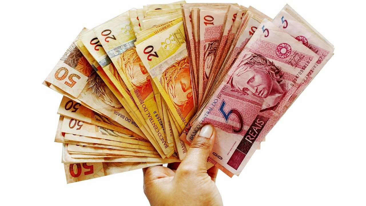 Como calcular o quinto dia útil para pagamento? Sábado conta na regra? - Imagem de &amp;lt;a href=&amp;quot;https://pixabay.com/pt/users/joelfotos-767874/?utm_source=link-attribution&amp;amp;utm_medium=referral&amp;amp;utm_campaign=image&amp;amp;utm_content=1195013&amp;quot;&amp;gt;Joel santana Joelfotos&amp;lt;/a&amp;gt; por &amp;lt;a href=&amp;quot;https://pixabay.com/pt//?utm_source=link-attribution&amp;amp;utm_medium=referral&amp;amp;utm_campaign=image&amp;amp;utm_content=1195013&amp;quot;&amp;gt;Pixabay&amp;lt;/a&amp;gt;