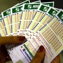 Mega-Sena acumulada: 5 dicas para apostar de forma mais inteligente -  EBC