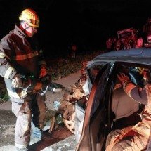 Idoso morre em acidente de carro na BR-365 - CBMMG