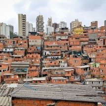 6 em cada 10 moradores de favelas no Brasil vivem em ruas sem arborização - Vilar Rodrigo/Wikimedia commons