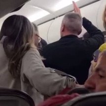 'Deixem tudo e saiam': Passageiro relata momento de incêndio no aeroporto - Frame de vídeo - Reprodução/Redes sociais