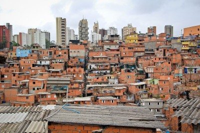 Favela Paraisópolis, em São Paulo (SP); cadê as árvores? -  (crédito: Vilar Rodrigo/Wikimedia commons)