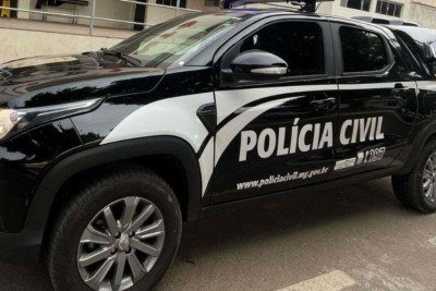 A PCMG prendeu, nesta sexta-feira (5/12), um homem, de 55 anos, investigado por tentar matar a ex-namorada, de 27 anos, em Nova Lima -  (crédito: PCMG/Divulgação)