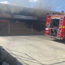 Curto-circuito provoca incêndio na Avenida Portugal, em BH - CBMMG