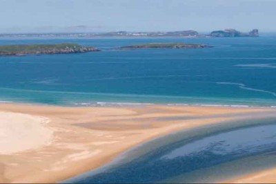 O governo irlandês anunciou a renovação de uma campanha que tem o objetivo de reavivar as comunidades de 23 ilhas situadas na costa oeste do país. 
 -  (crédito: Divulgação)