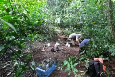 Arqueólogos argentinos da Universidade Nacional de La Plata (UNLP) e do Conselho Nacional de Investigações Científicas e Técnicas (Conicet) confirmaram que a presença humana na região das Cataratas do Iguaçu é de pelo menos 6 mil anos. -  (crédito: Gentileza/Conicet/UNLP)