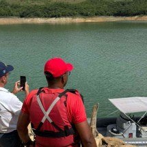 Barco afunda e homem está desaparecido no Sul de Minas