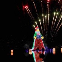 Maior Papai Noel do mundo tem 27 metros e fica no Brasil - Emerson Dias/NCom/ Prefeitura de Londrina