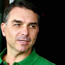 Flávio sobre Bolsonaro preso: 'Fica num quarto 22h trancado na chave' - Miguel Schincariol/AFP