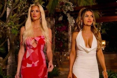 Chrishell e Emma ficaram amigas durante as gravações do reality -  (crédito: Netflix)