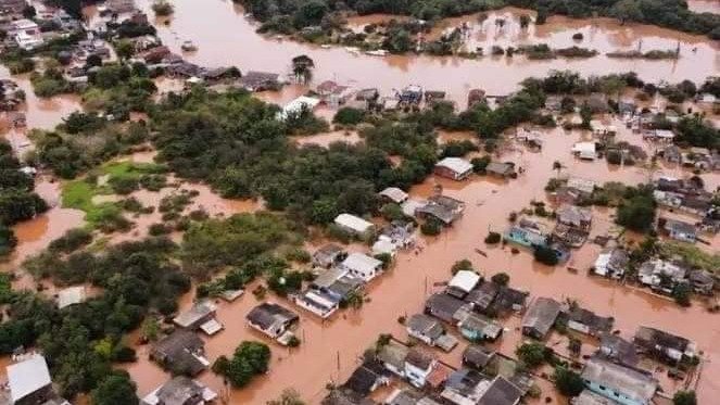 Ciclones são associados a tempestades e enchentes no Brasil -  (crédito: Redes sociais/Reprodução)