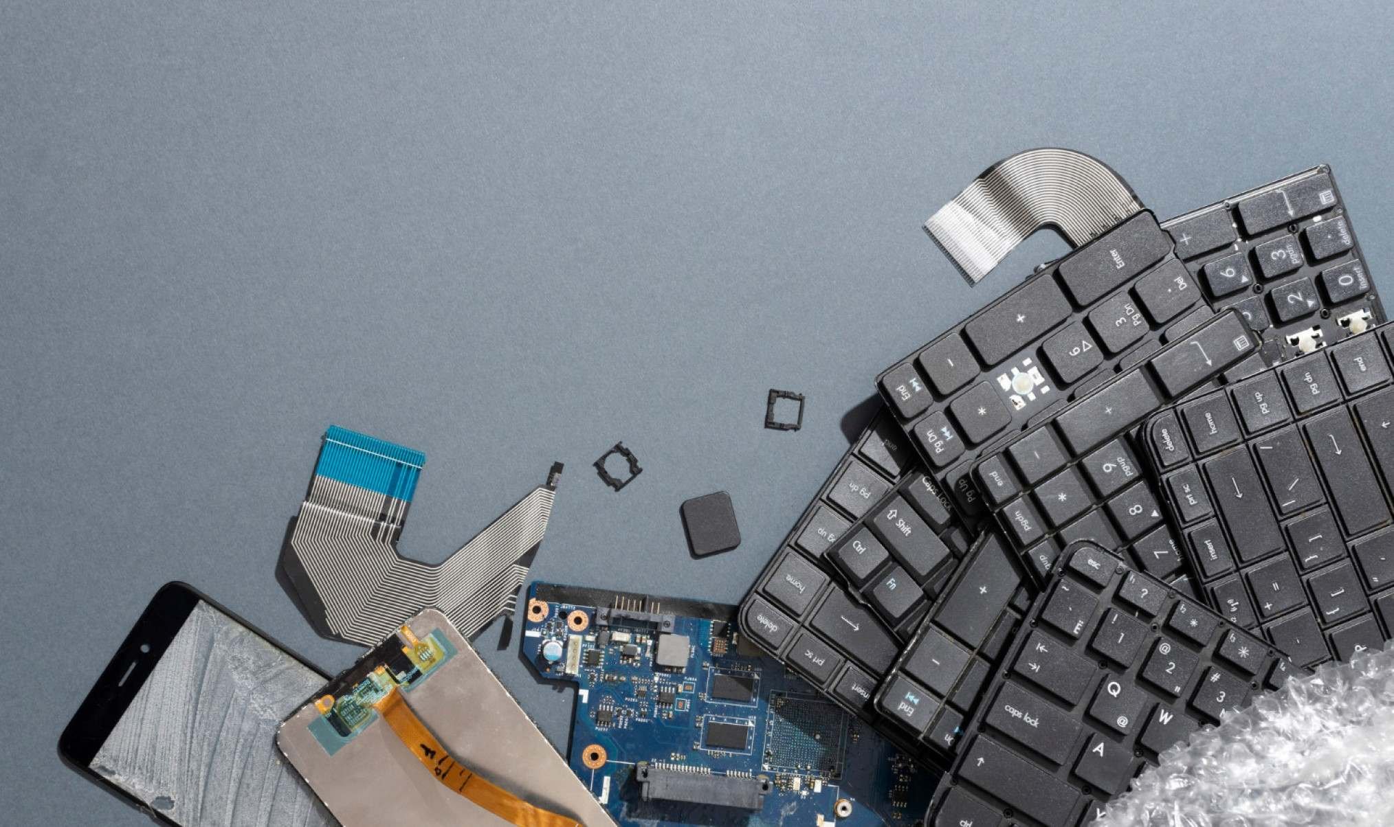 Brasil tem desafios na logística reversa de lixo eletrônico - DINO