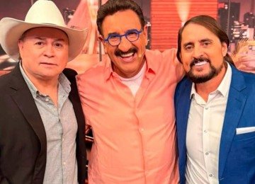 Mauri Lima (D) esteve no Programa do Ratinho, do SBT, com outro irmão, Maurício -  (crédito: Reprodução/Instagram)