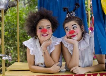 Cena "As charlatonas pocket", da Trupe-açu Cia de Circo de Taquaruçu, representa o Tocantins na Mostra Tudo -  (crédito: Andrey Rodrigues/divulgação)