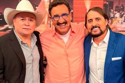 Mauri Lima (D) esteve no Programa do Ratinho, do SBT, com outro irmão, Maurício -  (crédito: Reprodução/Instagram)