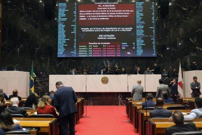 ALMG aprovou, em definitivo, federalização da MGI -  (crédito: Henrique Chendes/ ALMG)