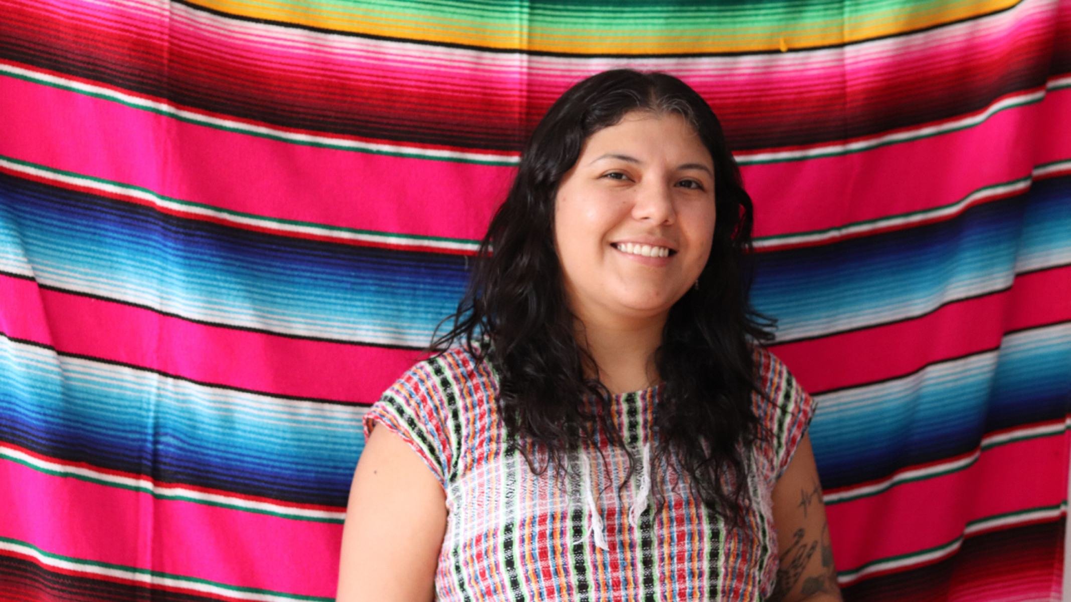 A artista visual Yanaki Herrera construiu família e forte laços de amizades em BH