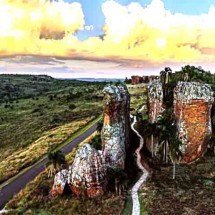 ‘Cidade de pedra’ vira febre no turismo ecológico do Paraná - Reprodução do Instagram @parquevilavelha