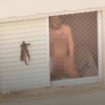 Assessor de deputado se masturba em janela de prédio e é afastado do cargo - Reprodução