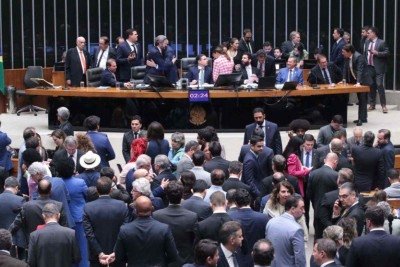 As decisões de Motta e o agravamento da crise que abala o funcionamento da Câmara -  (crédito: Platobr Politica)