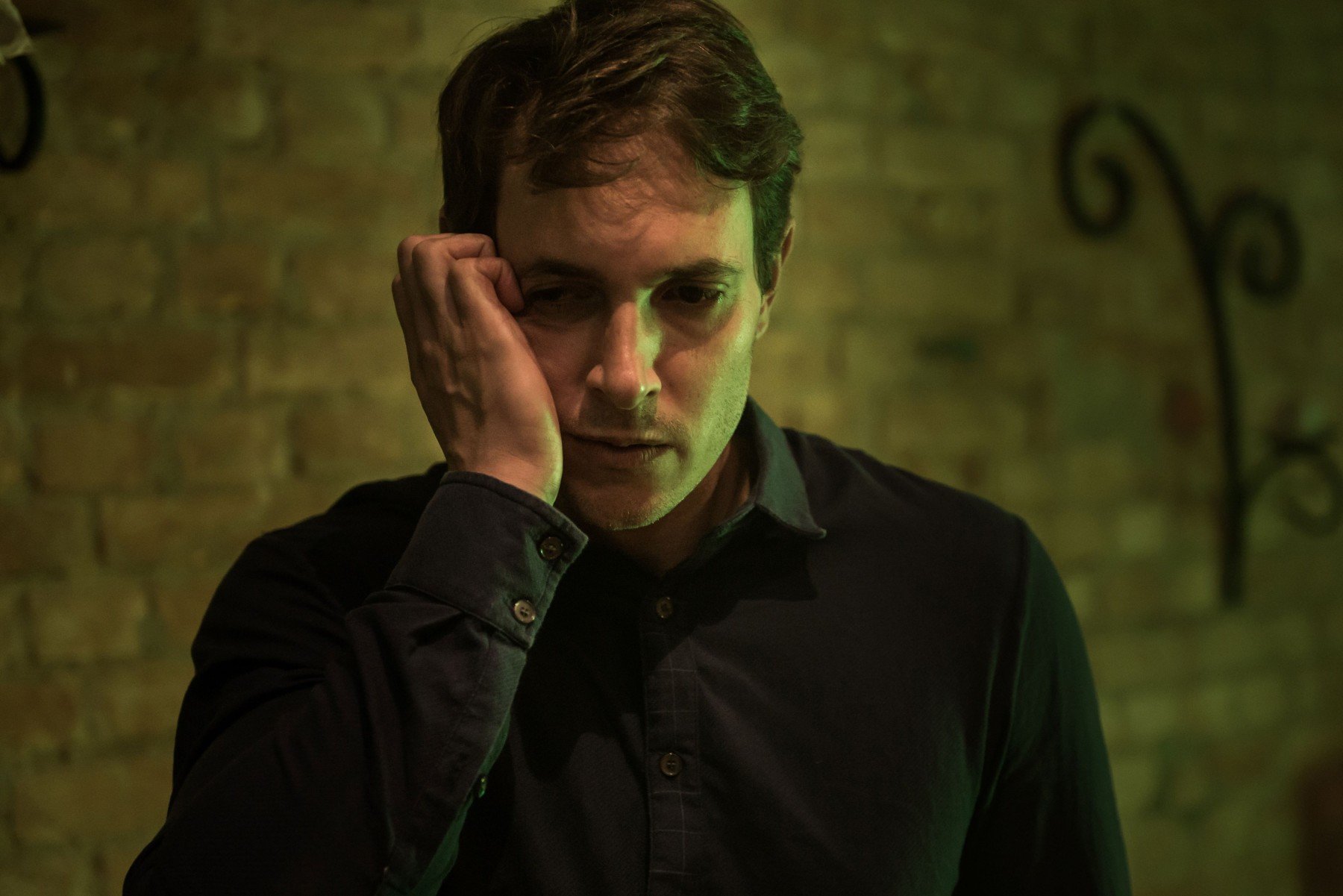 Obras de Uranio Bonoldi debatem ética e escolhas humanas - DINO