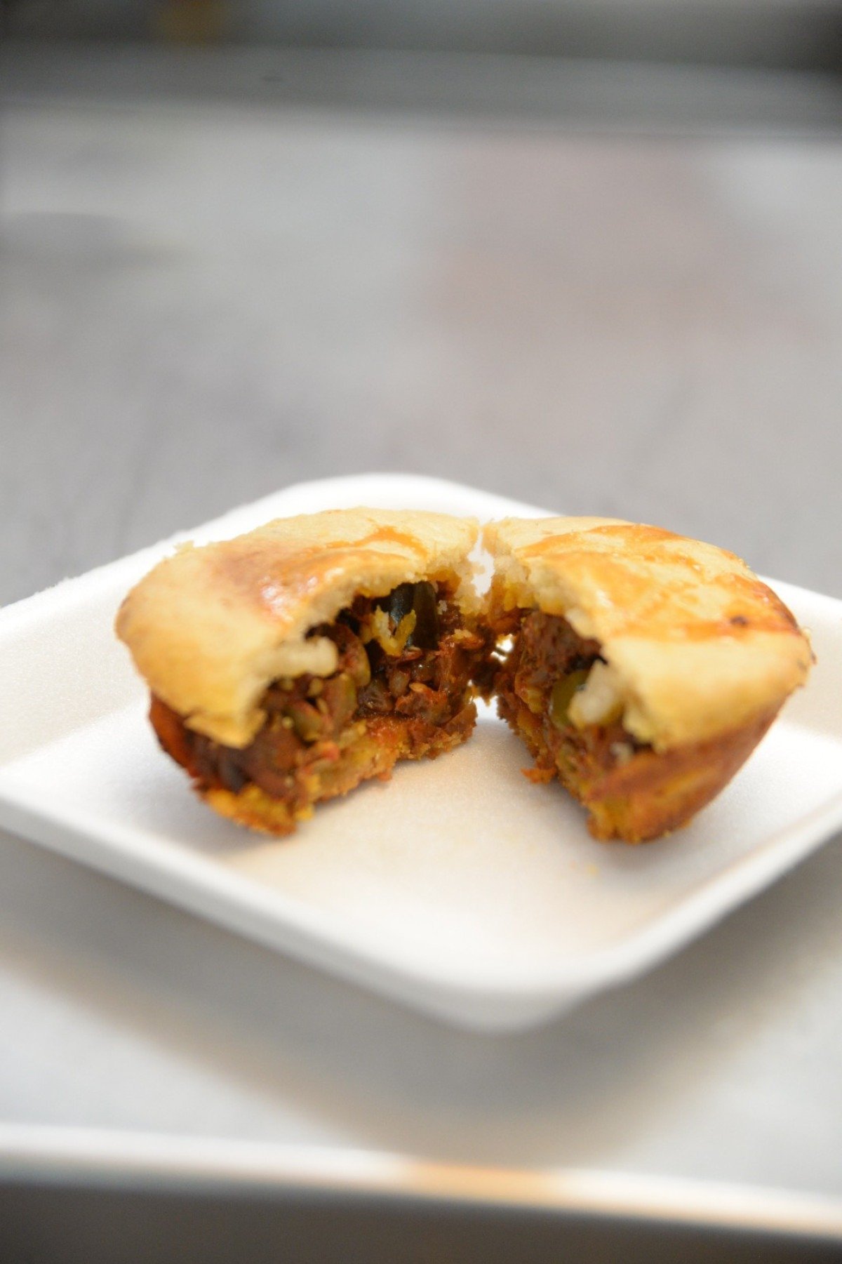 Empada de antepasto de berinjela do Ponto da Empada