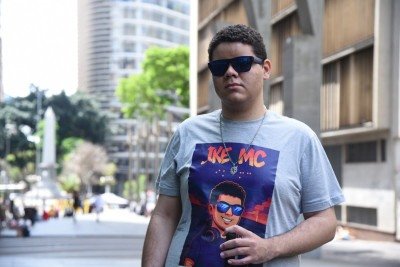 Kaique Wesley, mais conhecido como Ike MC, faz rimas desde os 13 anos, mas no inicio de 2024 comecou a participar das batalhas
       -  (crédito: Gladyston Rodrigues/EM/D.A.Press)