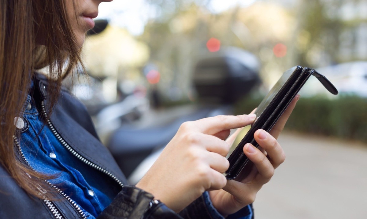 Golpistas se passam por banco e tomam controle de celulares com app legítimo - (crédito: DINO)