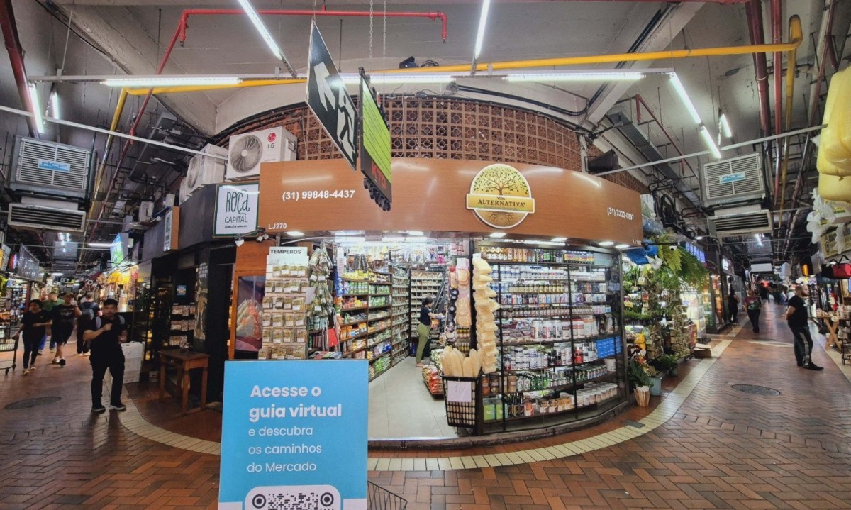 O local, um dos pontos turísticos mais queridos da capital, concentra histórias e tradições em cada uma de suas bancas e restaurantes - (crédito: Jair Amaral/EM/D.A Press. Brasil. Belo Horizonte - MG)